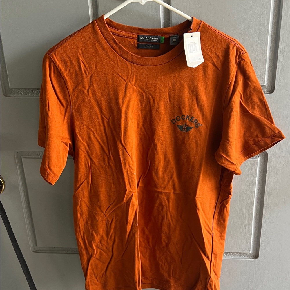 Dockers Orange T-Shirt with Logo